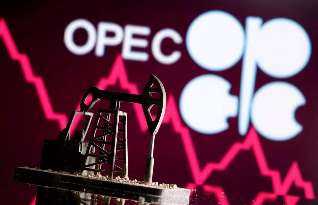 Angola and Iraq Outages Cause OPEC Oil Output to Decline