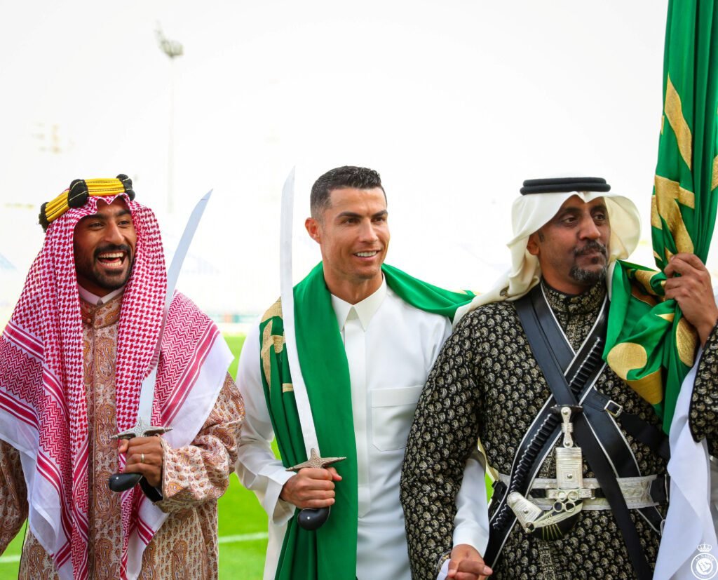 Al-Nassr's Cristiano Ronaldo celebrates Saudi Arabia's Founding Day wearing local traditional clothes at Al-Nassr Football Club in Riyadh, Saudi Arabia, February 22, 2023. Al-Nassr FC/Handout via REUTERS ATTENTION EDITORS - THIS PICTURE WAS PROVIDED BY A THIRD PARTY