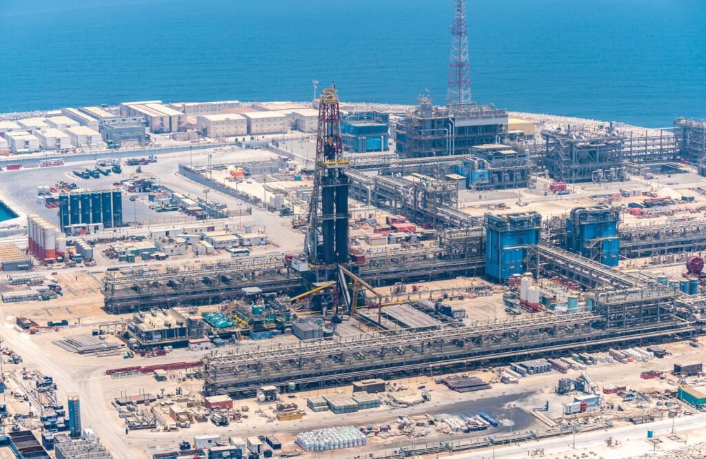 ADNOC Drilling Expands Fleet by Acquiring Hybrid Power Land Rigs