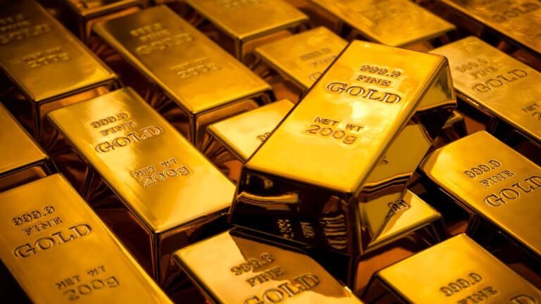 Monday Sees Decline in Gold Prices