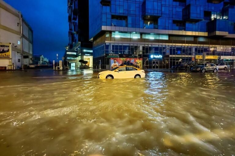 UAE Rainfall Forces Dubai School Closure for Full Week