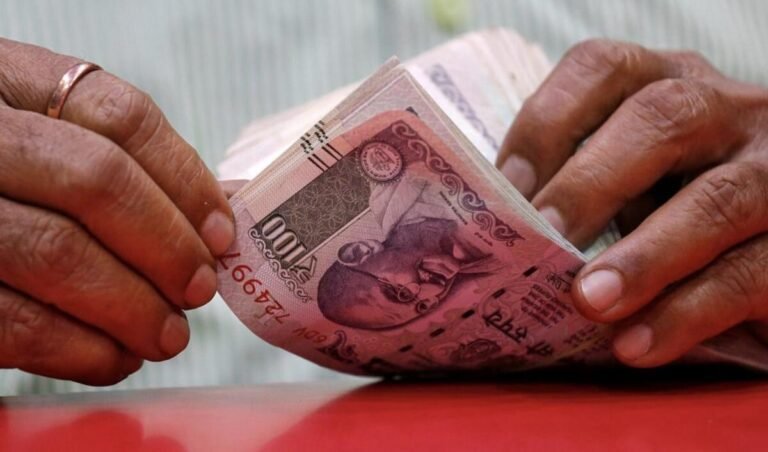 UAE: Indian Rupee Stable Against Dirham in Early Trading