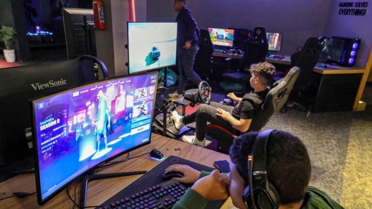 Gaming as Therapy? UAE-Based Experts on Using Video Games as an Emotional Outlet