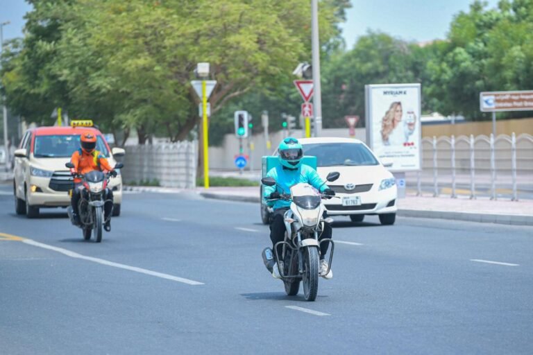 ‘Don’t Make Delivery Riders Wait Outside’: UAE Residents Advocate for Better Treatment