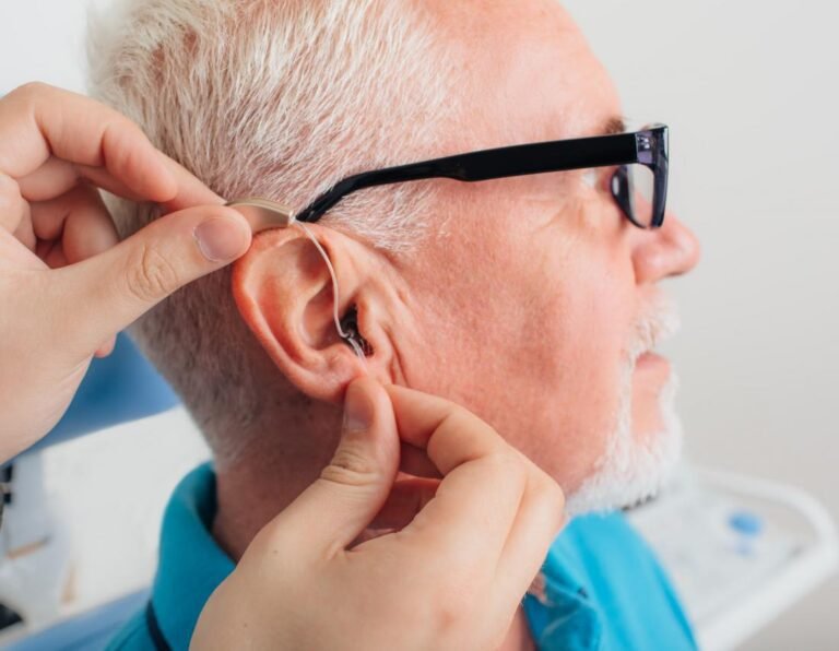 UAE Elders Who Refuse Hearing Aids Face Higher Risk of Chronic Diseases, Warns Doctor