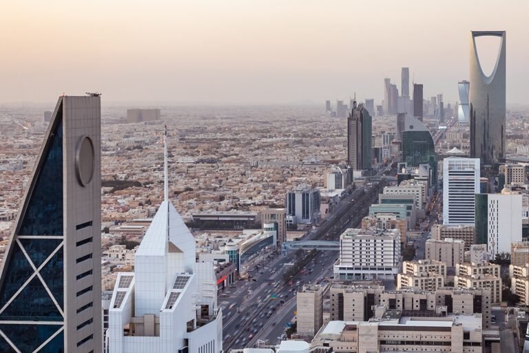 Riyadh Municipality Launches 164,000 New Parking Spaces